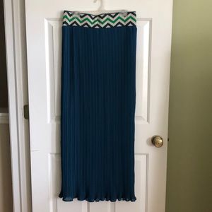 EUC Lucy & Laurel skirt